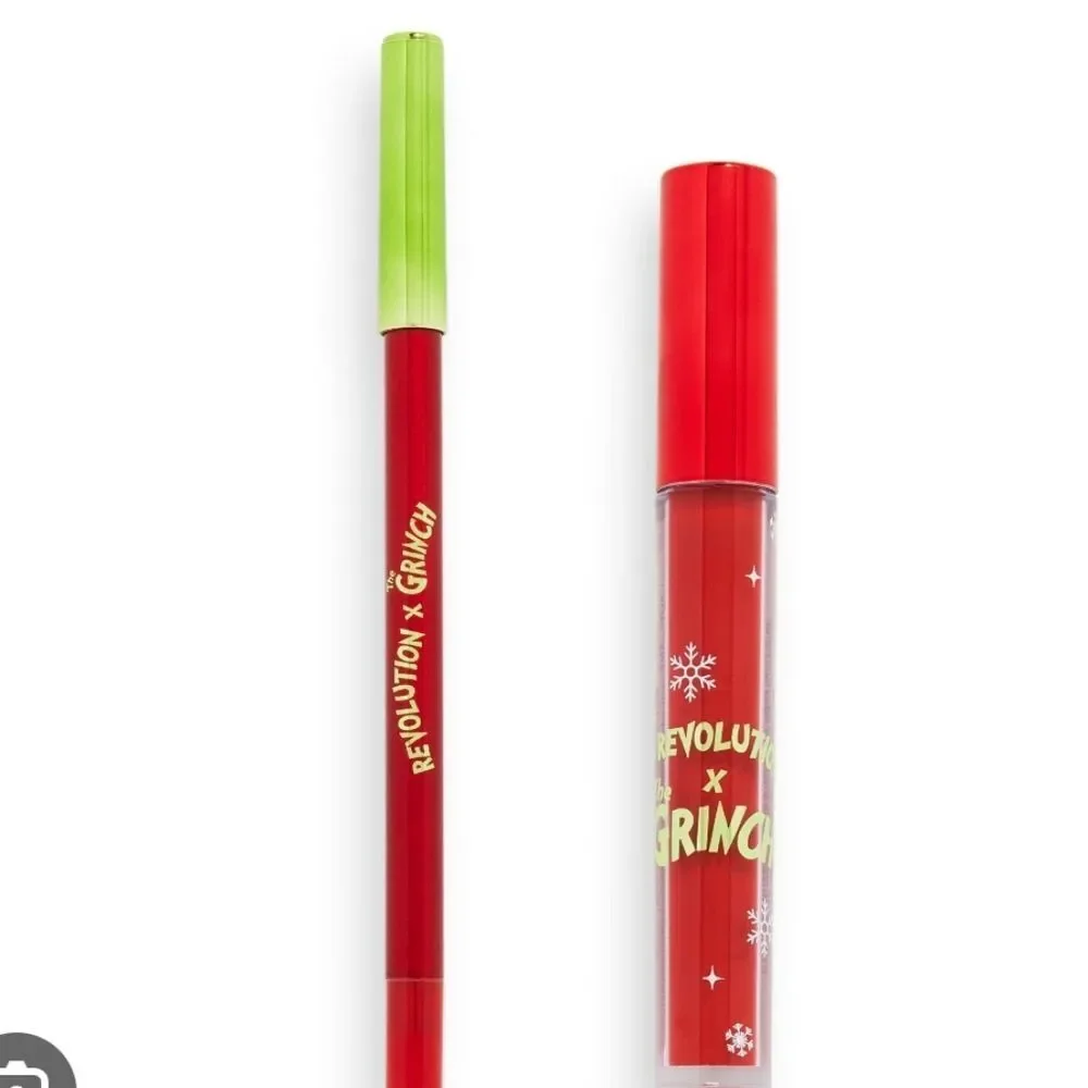 Revolution‎ Beauty X The Grinch I'm Only Talking To My Dog Today Lip Kit